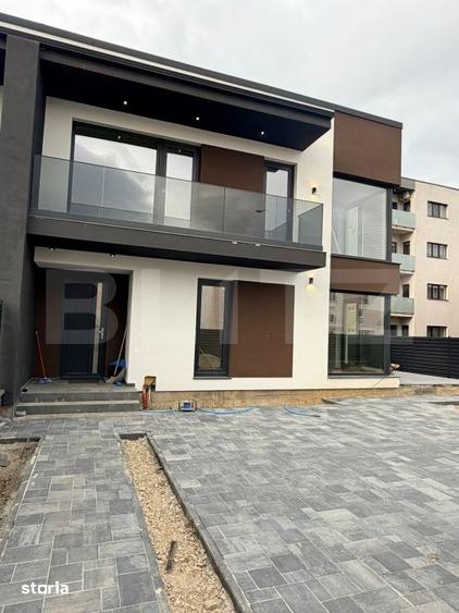 Casă cu 5 camere cu Teren 260 Mp în Central