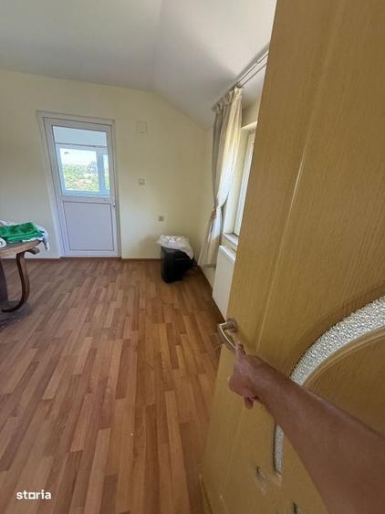 Casă cu 3 camere cu Teren 1200 Mp în Pielești