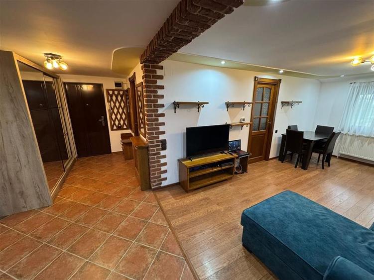 Apartament cu 2 camere decomandat, mobilat în Obor