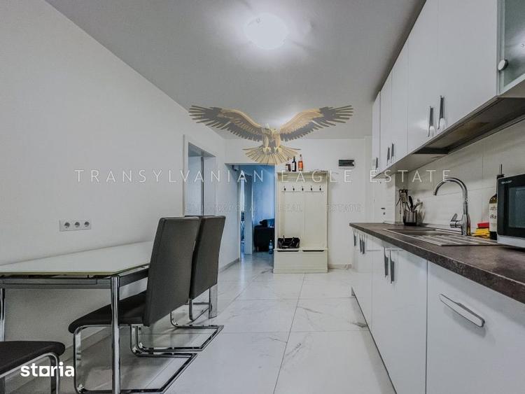 Apartament cu 4 camere semidecomandat în Zorilor