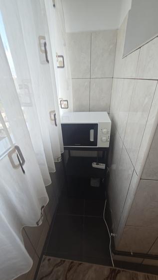 DRISTOR-METROU, STRADAL, metroul la scara, DECOMANDATA, bloc mixt, mobilat+util - 12