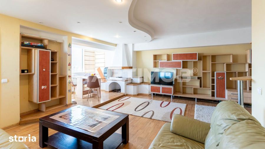 Apartament cu 4 camere decomandat în Bartolomeu