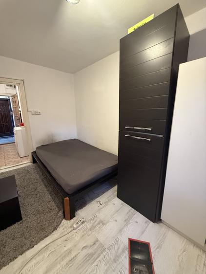 Garsonieră decomandată, mobilată în Complex Studențesc