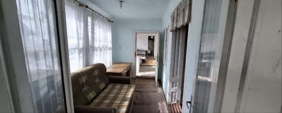 Casă cu 3 camere cu Teren 1600 Mp în Central