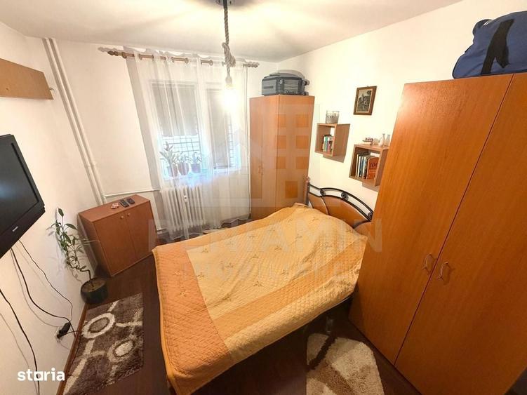 Apartament cu 3 camere semidecomandat în Valea Rosie