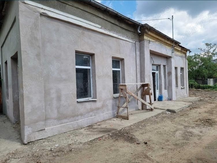Casă cu 2 camere cu Teren 620 Mp în Bârlad
