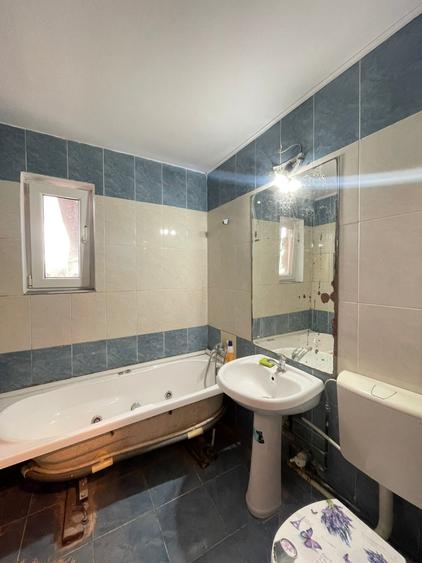 Apartament cu 2 camere semidecomandat în Tătărași