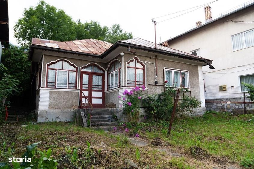 Casă cu 3 camere cu Teren 321 Mp în Poiana Țapului
