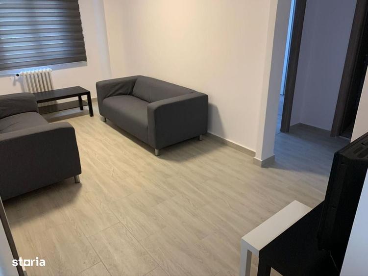 Apartament cu 3 camere decomandat în Drumul Taberei