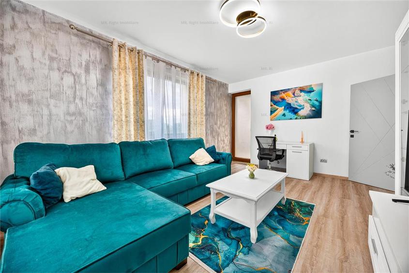 Apartament cu 2 camere decomandat în Tractorul
