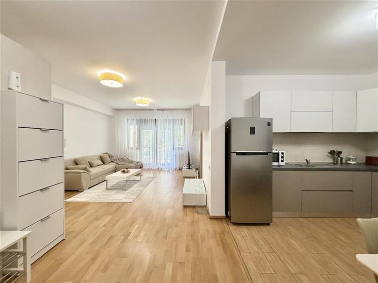 Apartament cu 2 camere decomandat, mobilat în Nordului