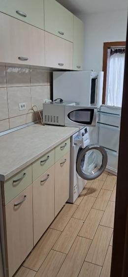 Apartament cu 2 camere, mobilat în CET