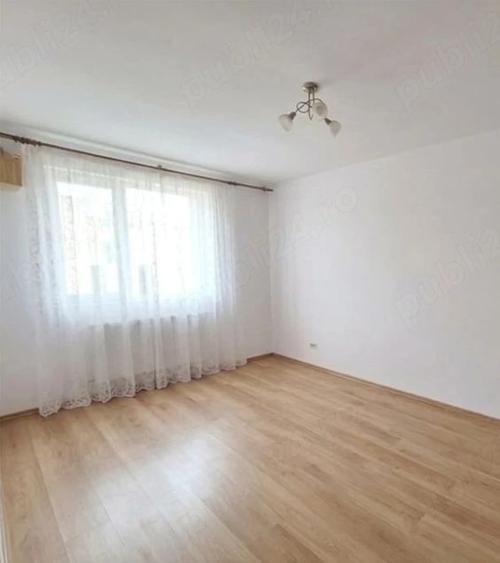Apartament cu 2 camere decomandat în Apărătorii Patriei — fotografia 1