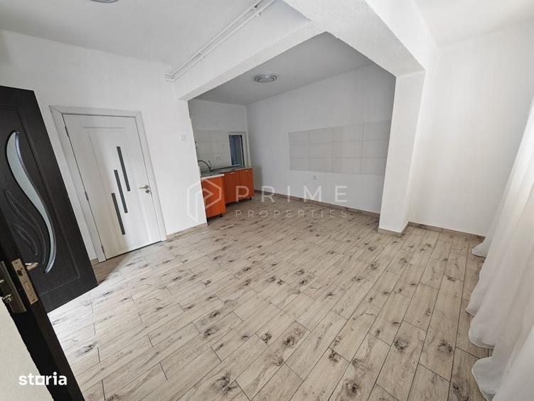Casă cu 4 camere în Central