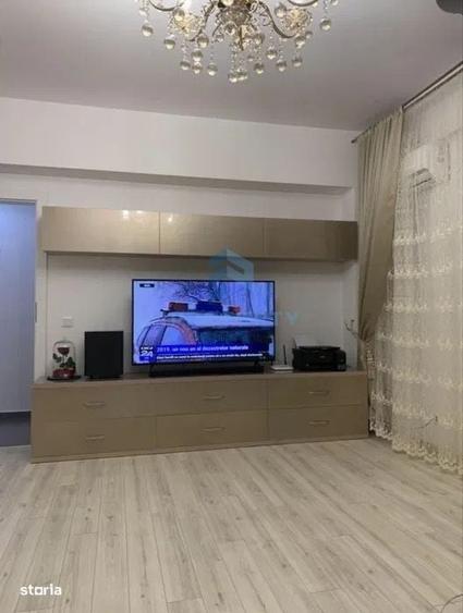 Apartament cu 3 camere decomandat în P-ța Muncii