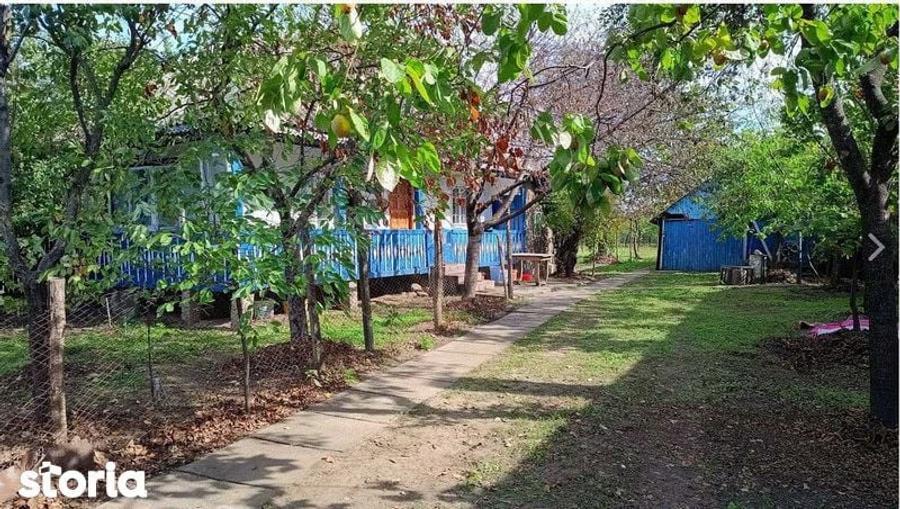 Casă cu 2 camere cu Teren 50 Mp în Lunca