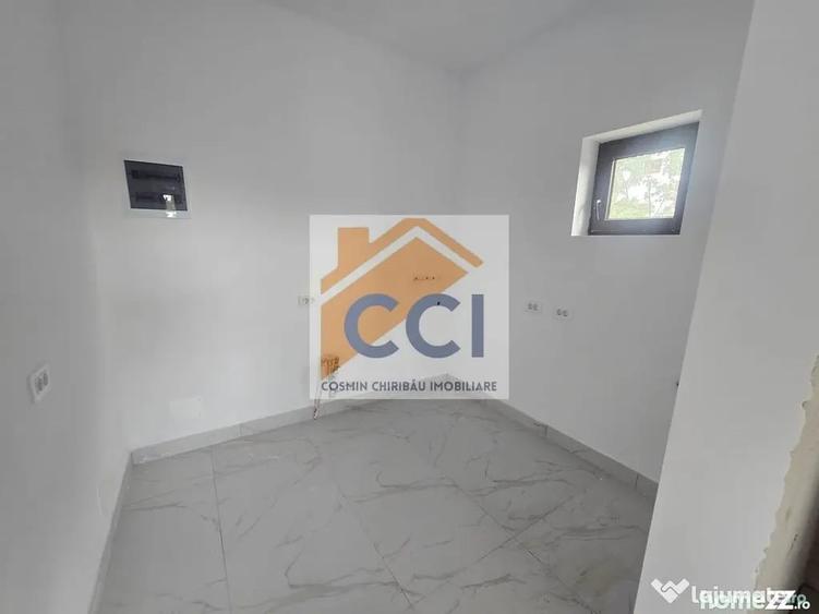 Casă cu 3 camere cu Teren 590 Mp în Sărata