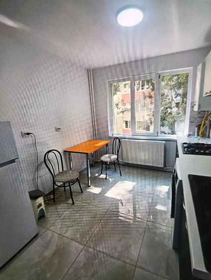 Apartament cu 3 camere decomandat în Pantelimon