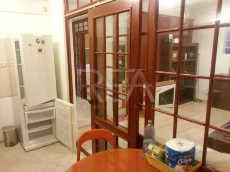 Apartament cu 2 camere decomandat, mobilat în Vatra Luminoasă