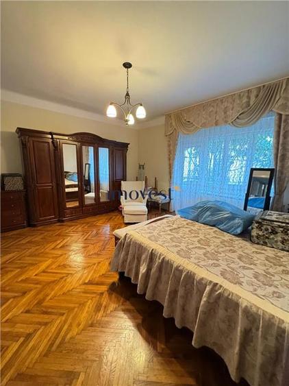 Apartament cu 2 camere semidecomandat în Titulescu