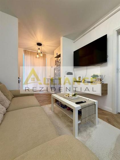 Apartament cu 2 camere decomandat, mobilat în Sud