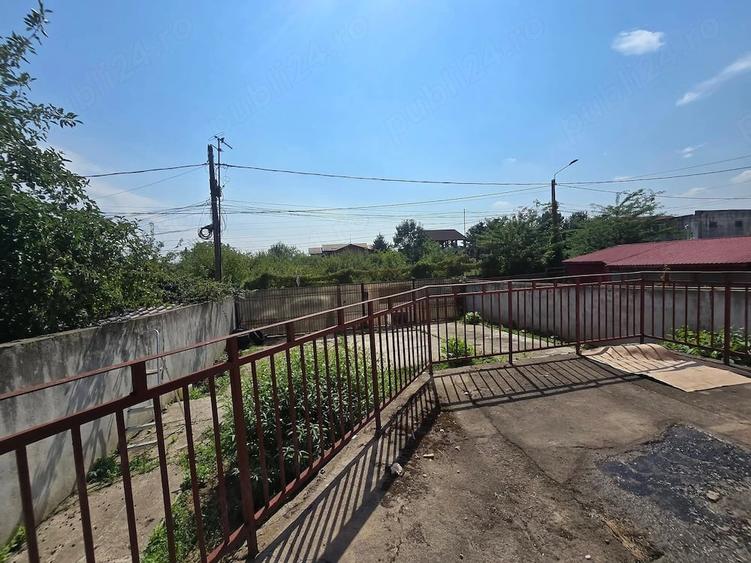 Casă cu 6 camere cu Teren 500 Mp în Cernica