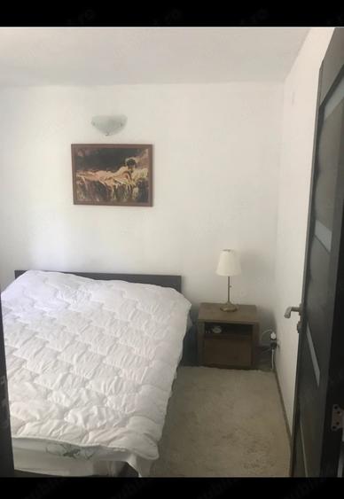 Casă cu 4 camere cu Teren 4400 Mp în Vlădești