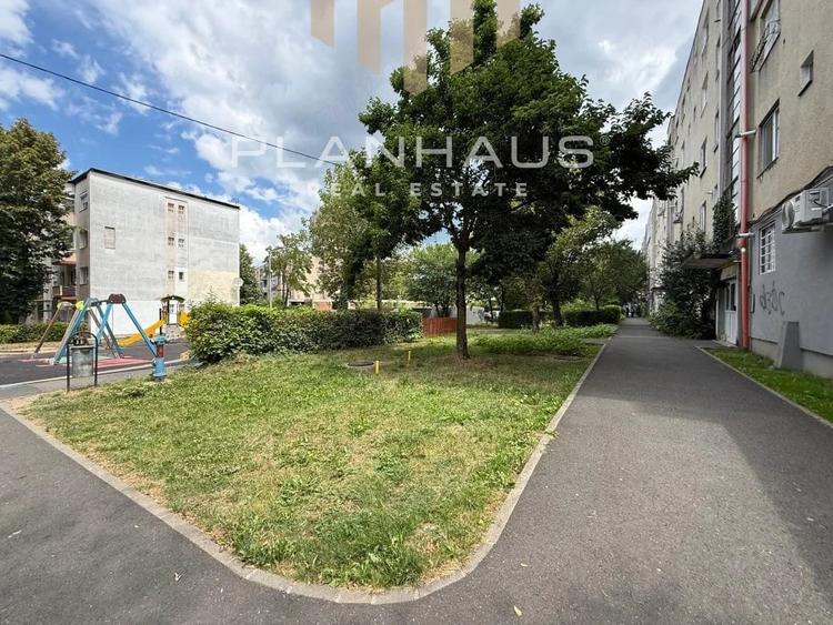 Apartament cu 2 camere semidecomandat în Ultracentral