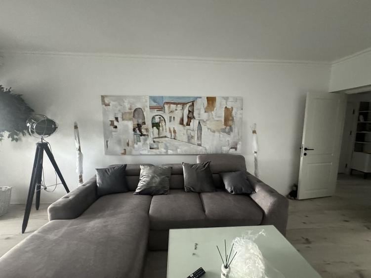 Apartament cu 2 camere decomandat în Exterior Vest