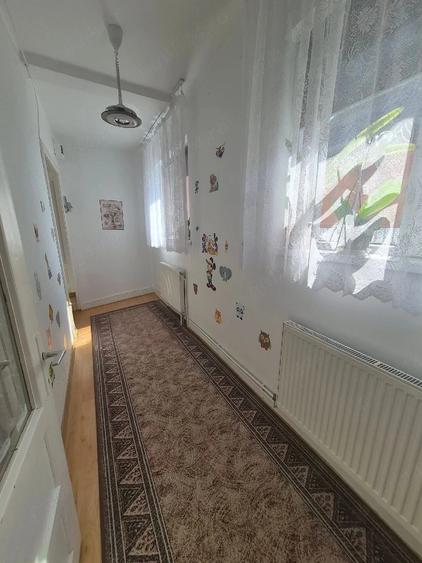 Casă cu 2 camere cu Teren 600 Mp în Central