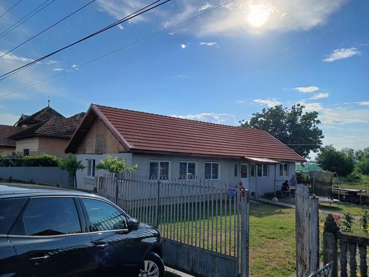 Casă cu Teren 5200 Mp în Central