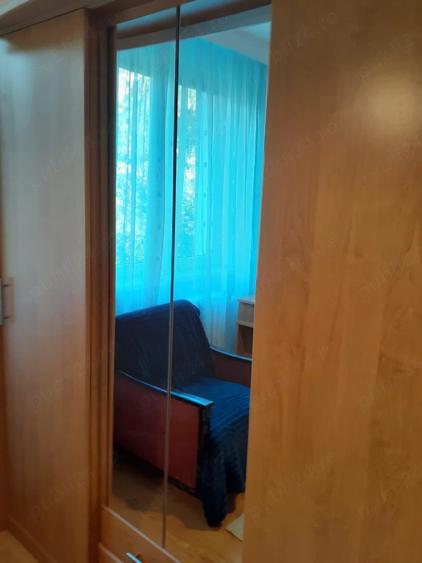 Apartament cu 3 camere semidecomandat în Politehnica