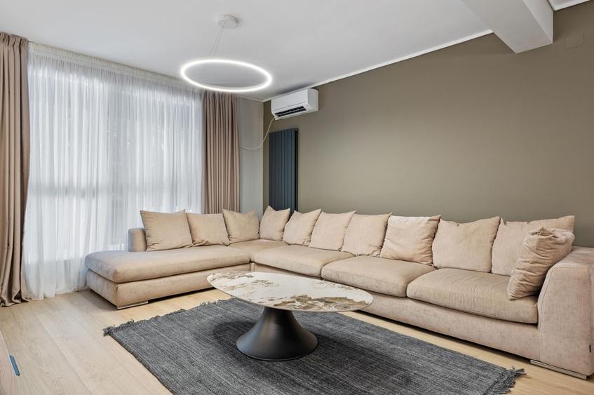 Casă individuală cu 4 camere cu Piscina în Chiajna