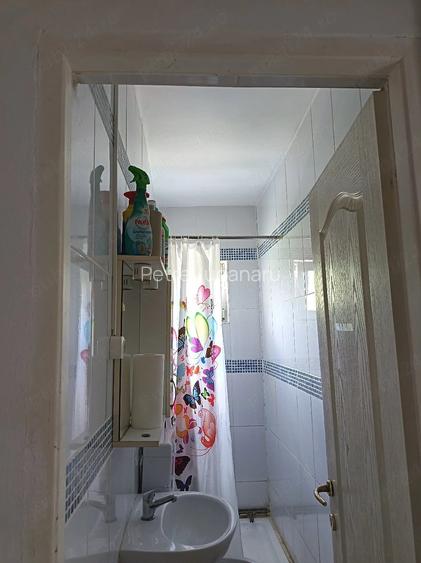 Inchiriez apartament