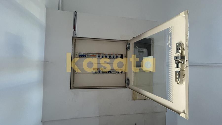 Spațiu comercial, de 83.209999084473 mp, în Libertății