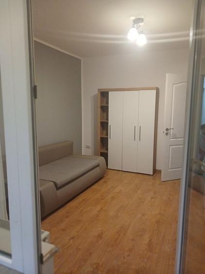 Apartament cu 2 camere decomandat în Florești