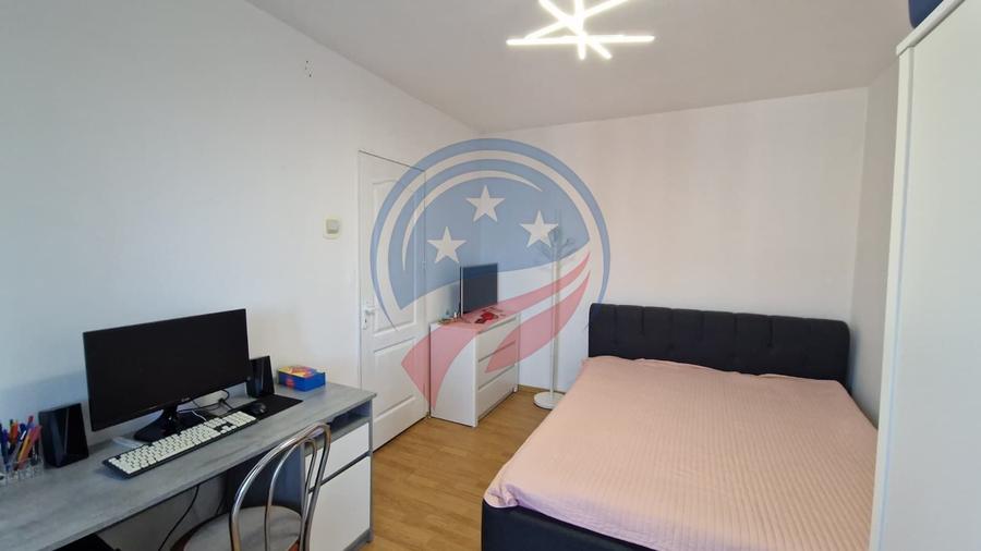 Apartament cu 2 camere semidecomandat, mobilat în Craiovița Nouă