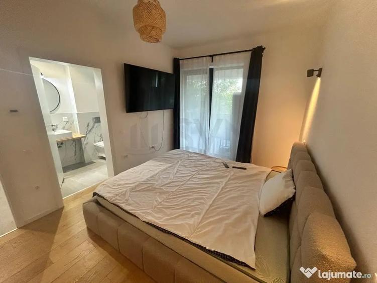 Apartament cu 3 camere decomandat în Băneasa