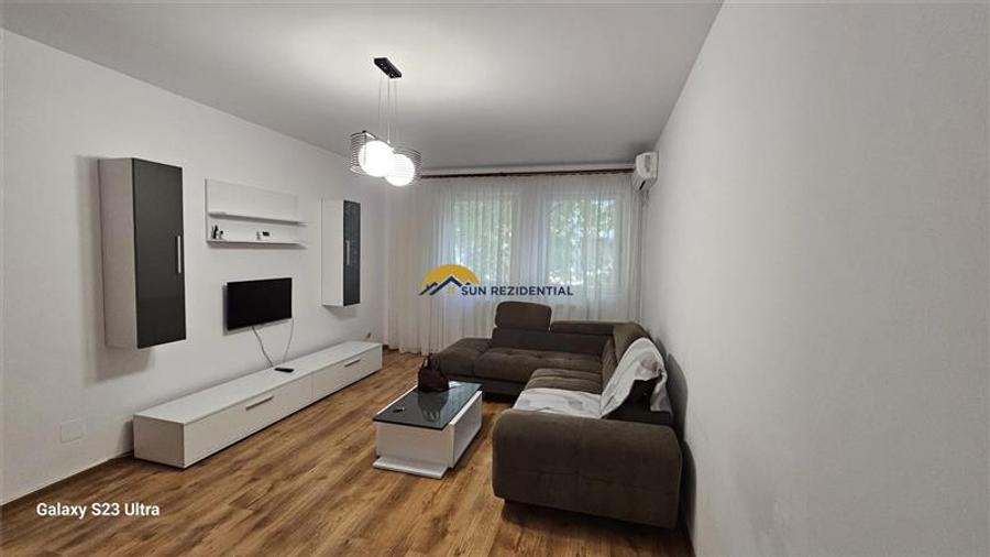 Apartament cu 2 camere decomandat în Central
