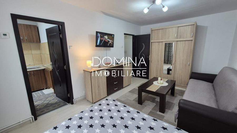 Garsonieră decomandată, mobilată în Central