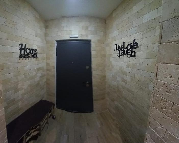 Apartament cu 4 camere decomandat, mobilat în Răcădău