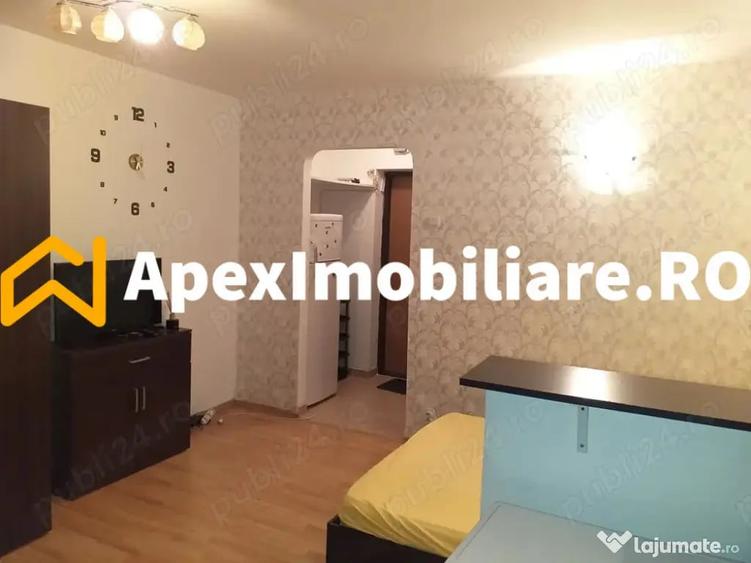 Garsonieră semidecomandată în Titan