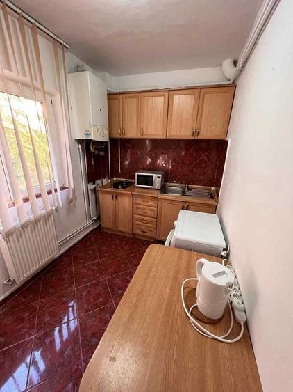 Garsonieră decomandată în Complex Studențesc
