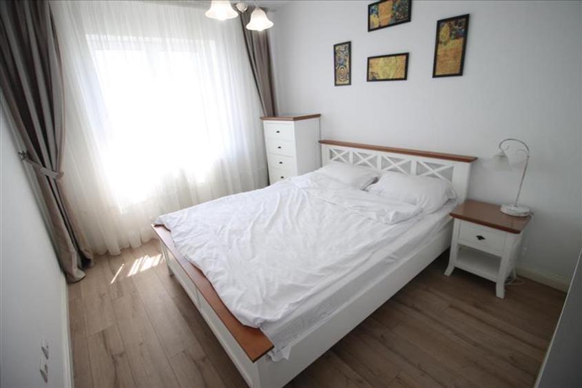 Apartament cu 3 camere decomandat în Ștefan cel Mare
