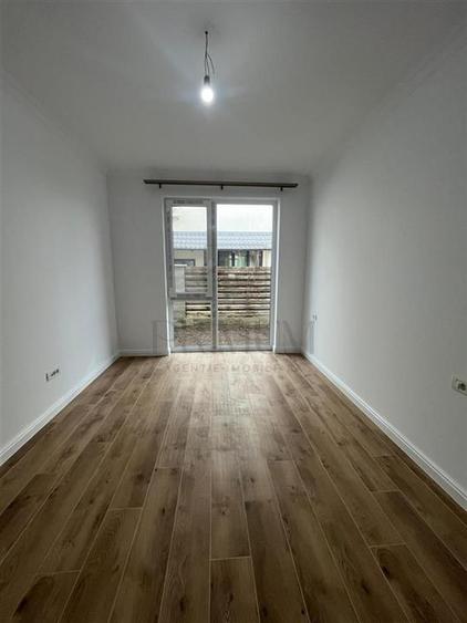 Apartament cu 3 camere decomandat în Dumbrăvița
