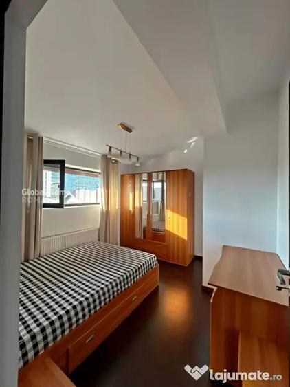 Apartament cu 3 camere decomandat în Bucureștii Noi