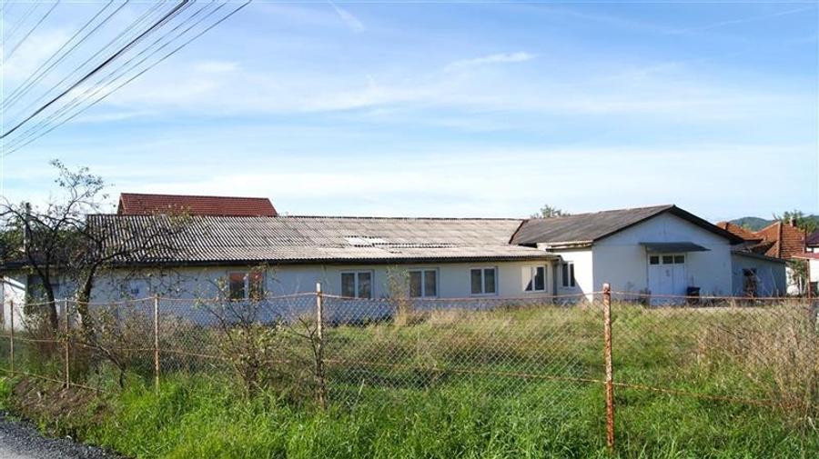 Spațiu industrial, de 535 mp, în Central