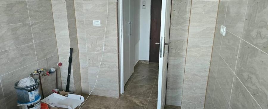 Apartament cu 2 camere semidecomandat în 1 Mai