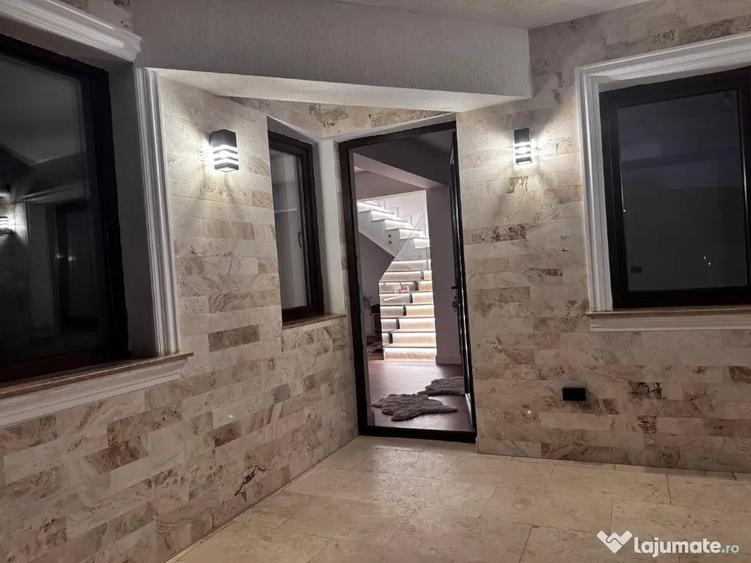 Casă cu 5 camere cu Teren 170 Mp în Bucureștii Noi