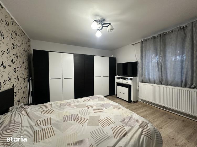 Casă cu 4 camere cu Teren 380 Mp în Traian